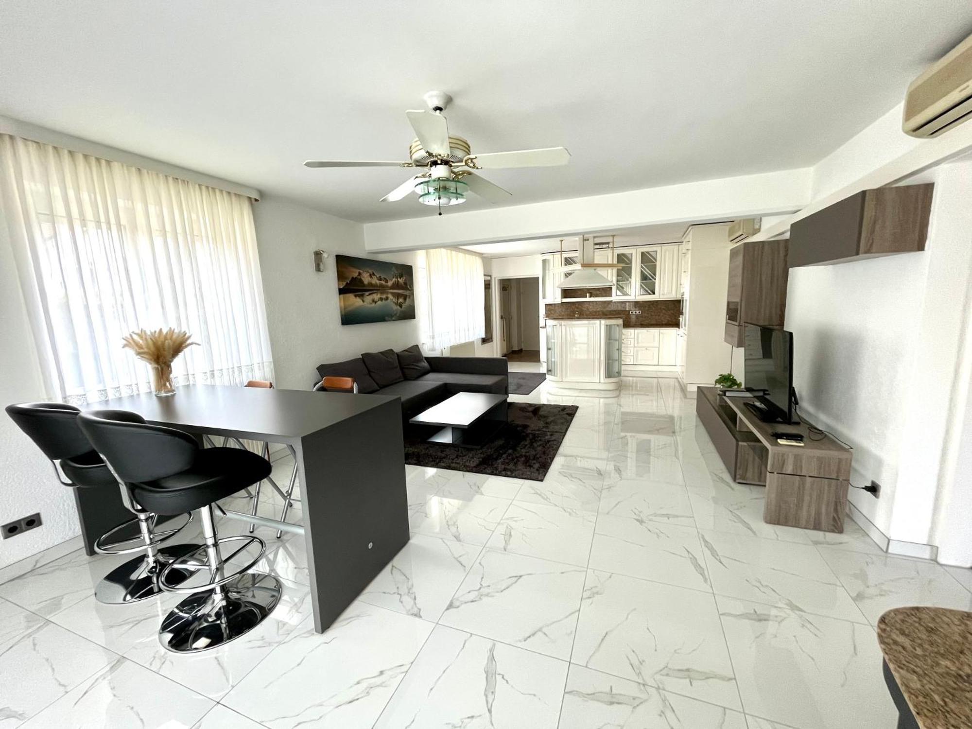 Luxurioeses Apartment Mit Pool 维也纳 外观 照片
